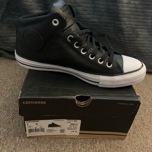 🖤NEW black leather converse.🖤